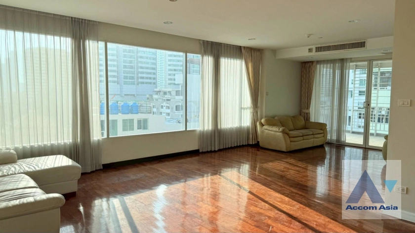 unit 2 Bedrooms  Condominium For Rent in Sukhumvit, Bangkok  near BTS Phrom Phong (AA41884)