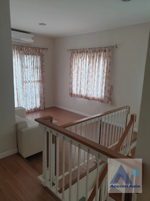 9  3 br House For Rent in Samutprakan ,Samutprakan  at Mantana Bangna KM.13 AA41886