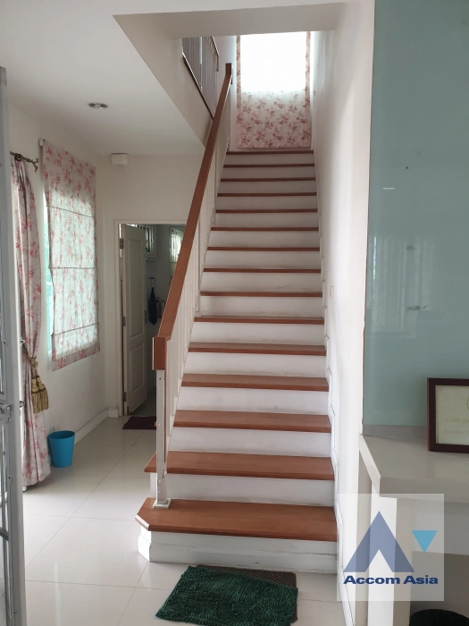 8  3 br House For Rent in Samutprakan ,Samutprakan  at Mantana Bangna KM.13 AA41886