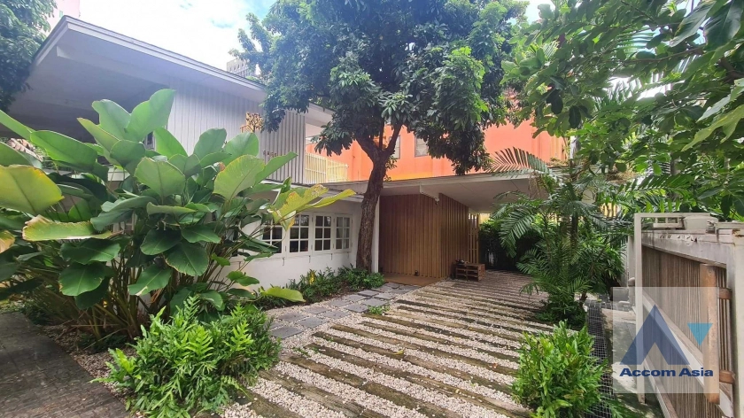 unitHome Office |  2 Bedrooms  House For Rent in Sukhumvit, Bangkok  near BTS Phrom Phong (AA41892)