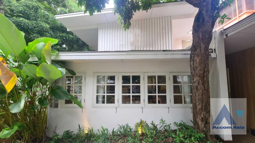 13  2 br House For Rent in Sukhumvit ,Bangkok BTS Phrom Phong AA41892