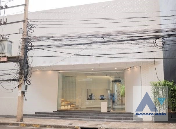 unit Building For Rent in Sukhumvit, Bangkok  near BTS Ekkamai (AA41907)