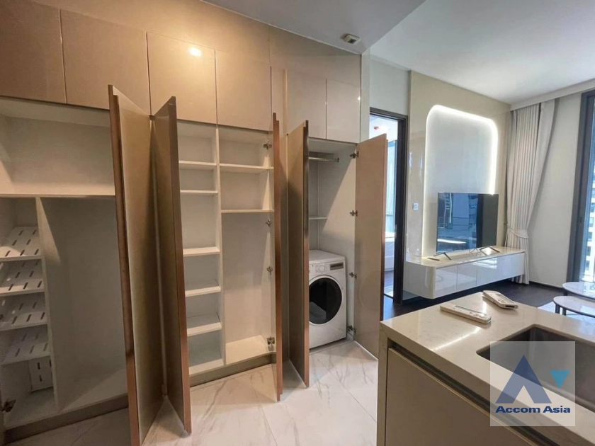 unitCorner Unit |  1 Bedroom  Condominium For Rent in Sukhumvit, Bangkok  near BTS Phrom Phong (AA41915)