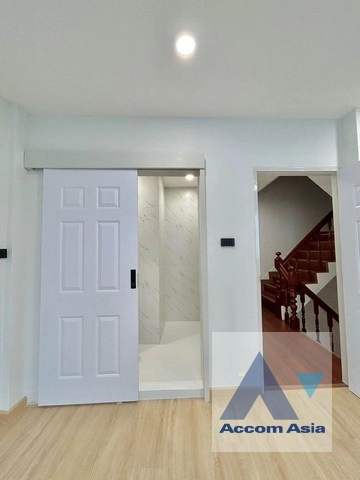 7  6 br House For Rent in Sathorn ,Bangkok BTS Saphan Taksin AA41917