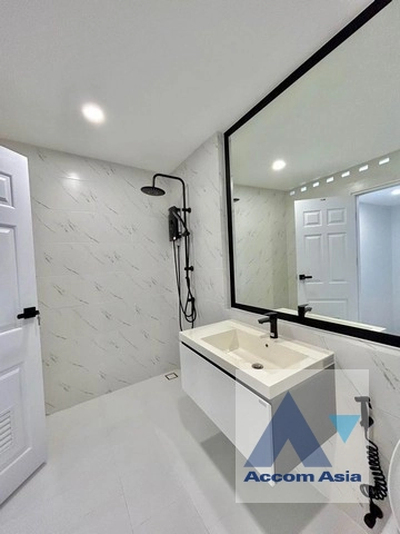 6  6 br House For Rent in Sathorn ,Bangkok BTS Saphan Taksin AA41917