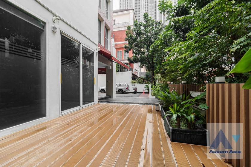 6  4 br House for rent and sale in Sukhumvit ,Bangkok BTS Thong Lo at Baan Klang Krung Thonglor AA41925