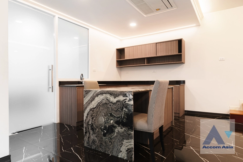 11  4 br House for rent and sale in Sukhumvit ,Bangkok BTS Thong Lo at Baan Klang Krung Thonglor AA41925