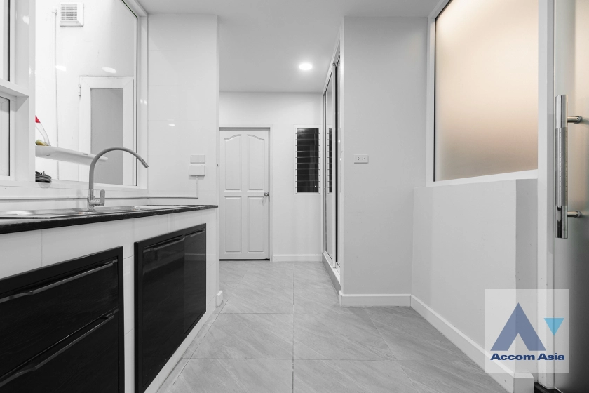 13  4 br House for rent and sale in Sukhumvit ,Bangkok BTS Thong Lo at Baan Klang Krung Thonglor AA41925