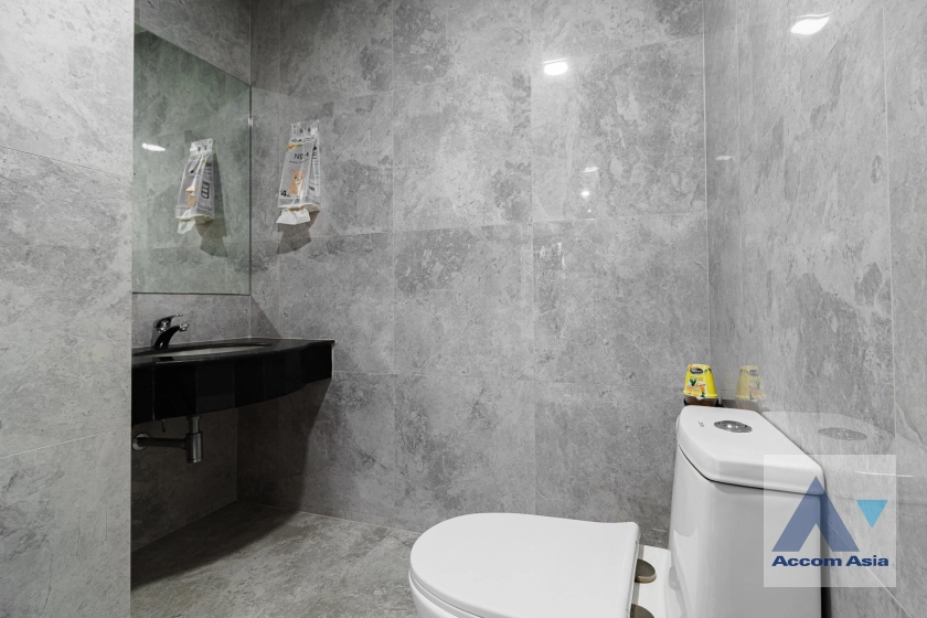 14  4 br House for rent and sale in Sukhumvit ,Bangkok BTS Thong Lo at Baan Klang Krung Thonglor AA41925