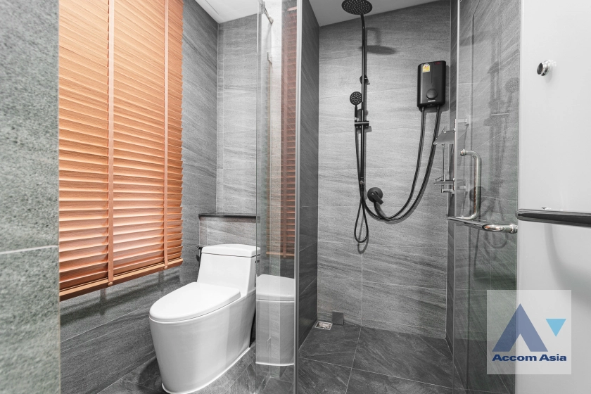 32  4 br House for rent and sale in Sukhumvit ,Bangkok BTS Thong Lo at Baan Klang Krung Thonglor AA41925