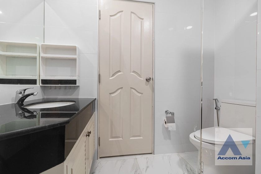 36  4 br House for rent and sale in Sukhumvit ,Bangkok BTS Thong Lo at Baan Klang Krung Thonglor AA41925