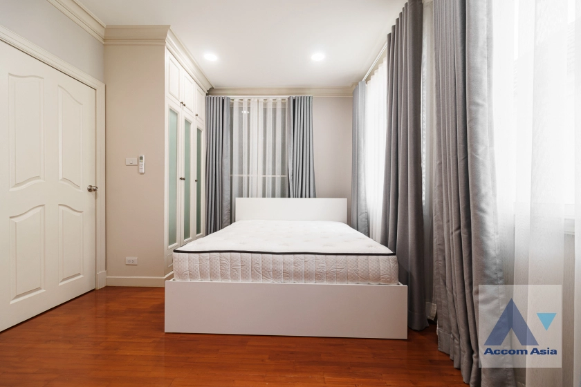 38  4 br House for rent and sale in Sukhumvit ,Bangkok BTS Thong Lo at Baan Klang Krung Thonglor AA41925