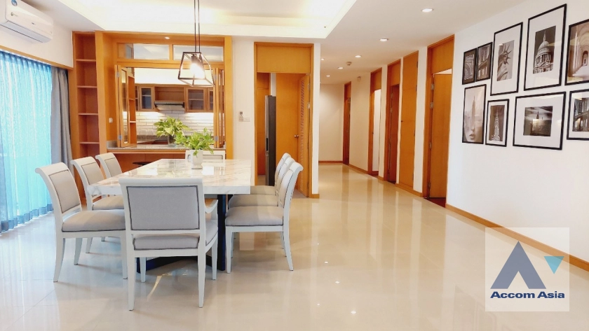 6  3 br Apartment for rent and sale in Sathorn ,Bangkok MRT Lumphini at Cozy and Convenient Apartment Near Garden Intl AA41929