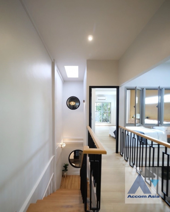 20  3 br Townhouse for rent and sale in Sukhumvit ,Bangkok BTS Phra khanong AA41951