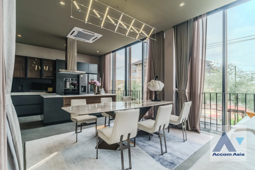  1  4 br House For Sale in Phaholyothin ,Bangkok  at Jia Pool Residence AA41979