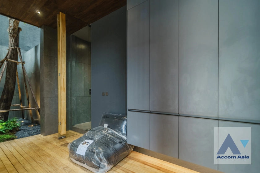 4  4 br House For Sale in Phaholyothin ,Bangkok  at Jia Pool Residence AA41979