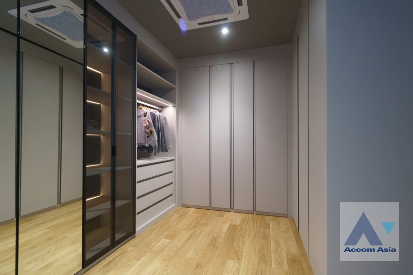 22  4 br House For Sale in Phaholyothin ,Bangkok  at Jia Pool Residence AA41979