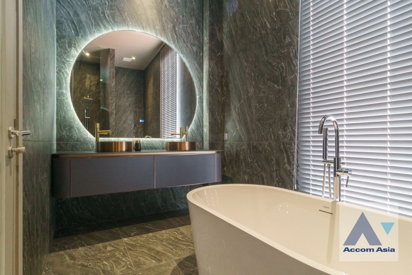 42  4 br House For Sale in Phaholyothin ,Bangkok  at Jia Pool Residence AA41979