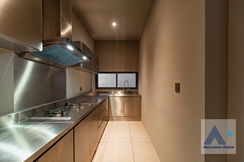 6  4 br House For Sale in Phaholyothin ,Bangkok  at Jia Pool Residence AA41981