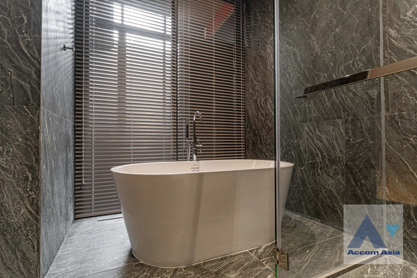 20  4 br House For Sale in Phaholyothin ,Bangkok  at Jia Pool Residence AA41981