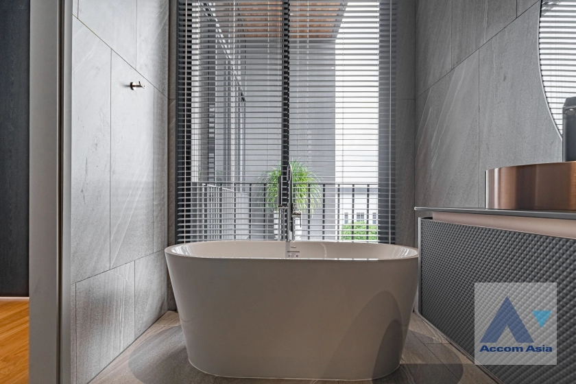 28  4 br House For Sale in Phaholyothin ,Bangkok  at Jia Pool Residence AA41981