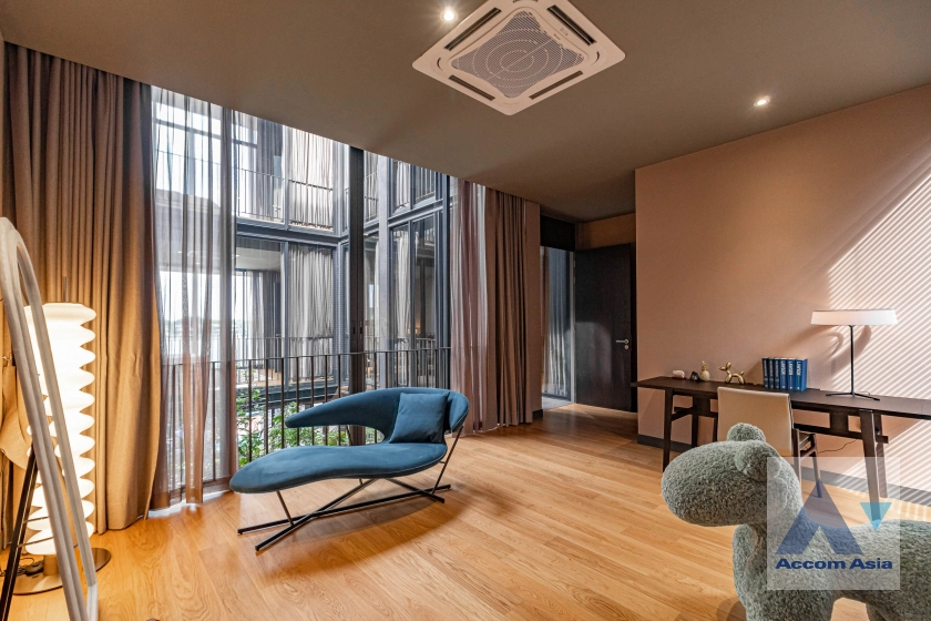 31  4 br House For Sale in Phaholyothin ,Bangkok  at Jia Pool Residence AA41981