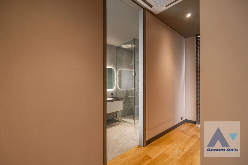 40  4 br House For Sale in Phaholyothin ,Bangkok  at Jia Pool Residence AA41981