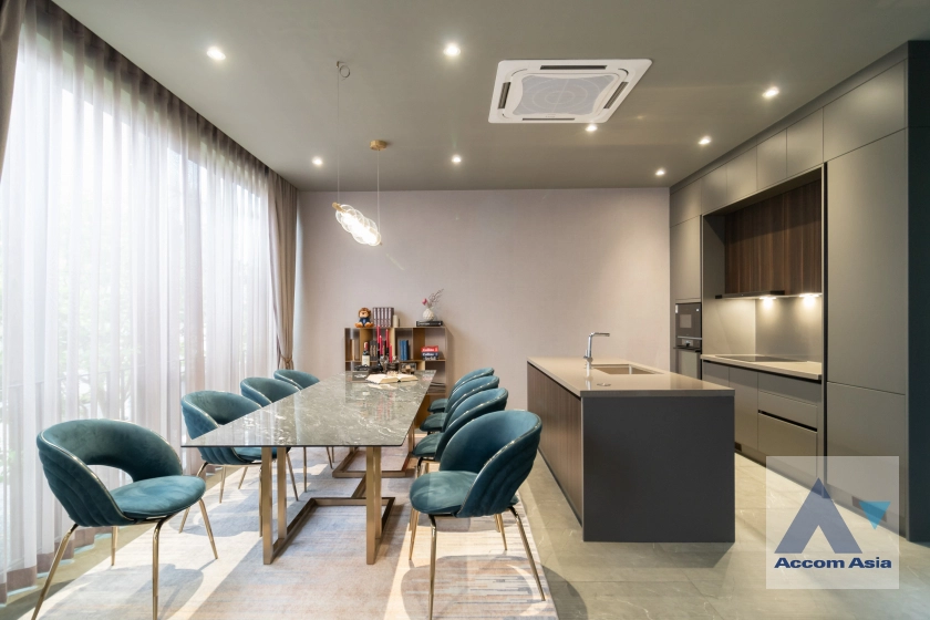 16  4 br House For Sale in Phaholyothin ,Bangkok  at Jia Pool Residence AA41982