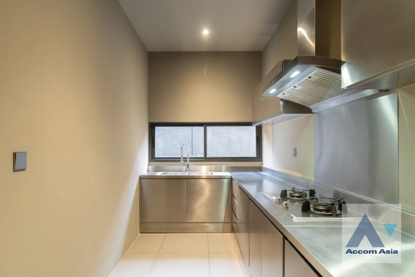 10  4 br House For Sale in Phaholyothin ,Bangkok  at Jia Pool Residence AA41982