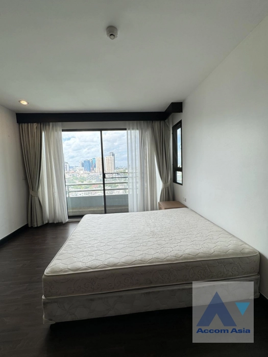 9  2 br Apartment For Rent in Sukhumvit ,Bangkok BTS Ekkamai at High-Rise Living with a Large Balcony Apartment in Ekkamai AA41988