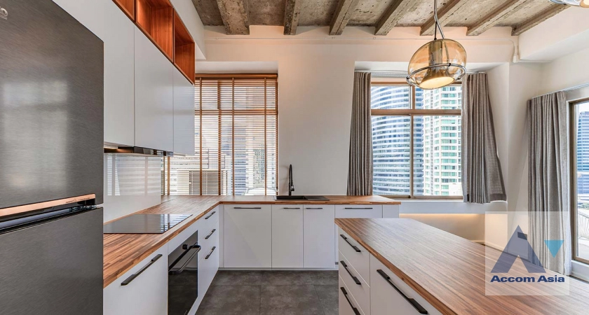 7  1 br Condominium For Sale in Silom ,Bangkok BTS Chong Nonsi at Diamond Tower AA41994