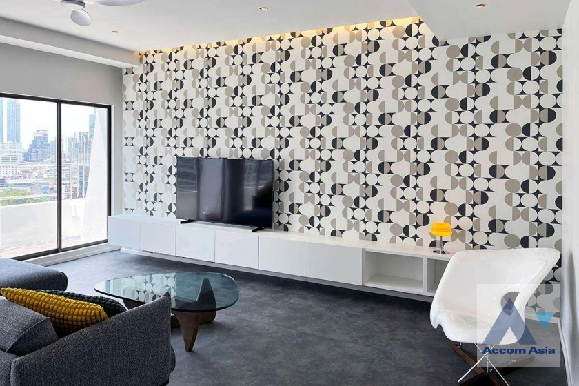  1  1 br Condominium For Sale in Silom ,Bangkok BTS Chong Nonsi at Diamond Tower AA41994