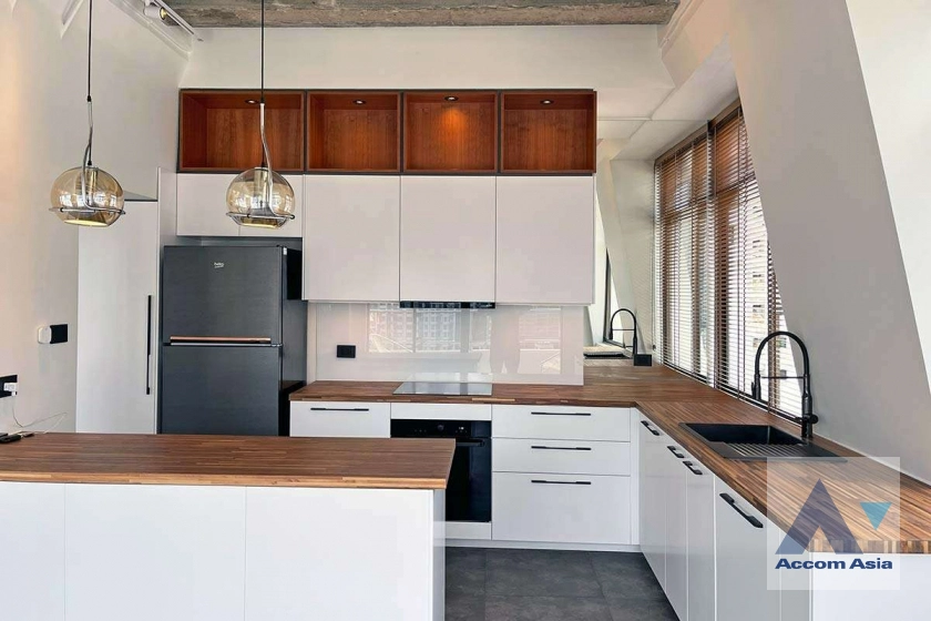 6  1 br Condominium For Sale in Silom ,Bangkok BTS Chong Nonsi at Diamond Tower AA41994