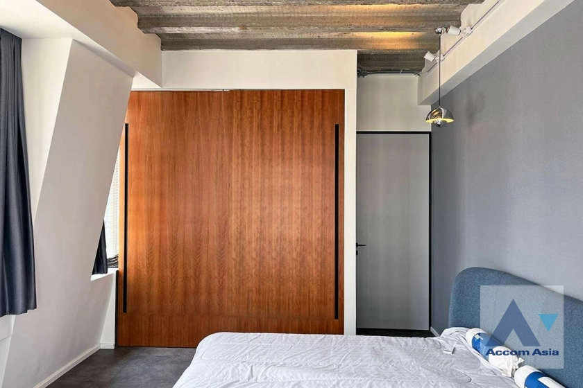 8  1 br Condominium For Sale in Silom ,Bangkok BTS Chong Nonsi at Diamond Tower AA41994