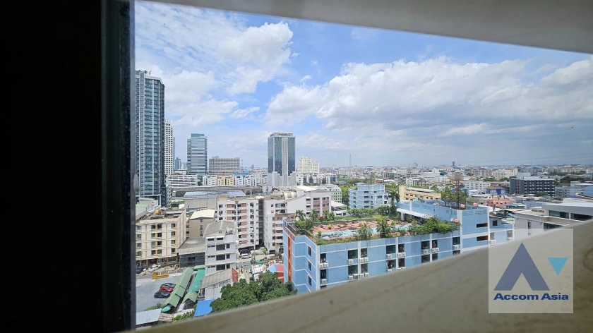 7  1 br Condominium For Sale in Ratchadaphisek ,Bangkok MRT Sutthisan at XT Huaikhwang  AA41996