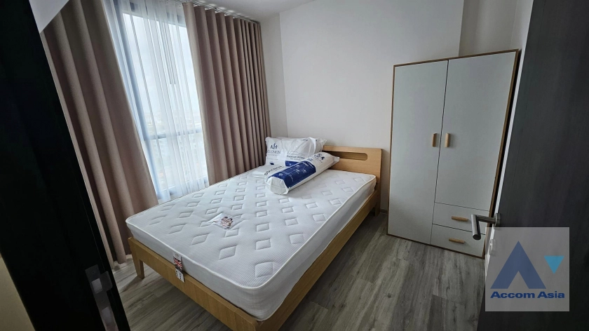 4  1 br Condominium For Sale in Ratchadaphisek ,Bangkok MRT Sutthisan at XT Huaikhwang  AA41996