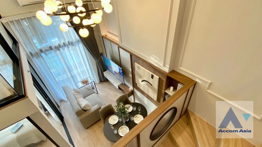 unitFully Furnished, Duplex Condo |  2 Bedrooms  Condominium For Rent & Sale in Ratchadaphisek, Bangkok  near MRT Rama 9 (AA42001)