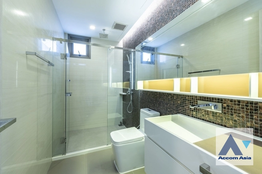 7  2 br Condominium for rent and sale in Phaholyothin ,Bangkok  at 333 Riverside AA42003