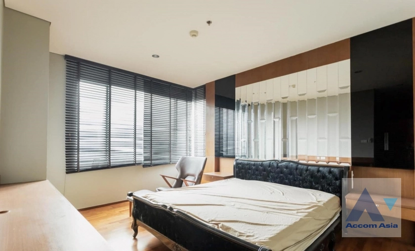 10  2 br Condominium For Rent in Charoen Nakhon ,Bangkok BTS Krung Thon Buri at Villa Sathorn AA42008