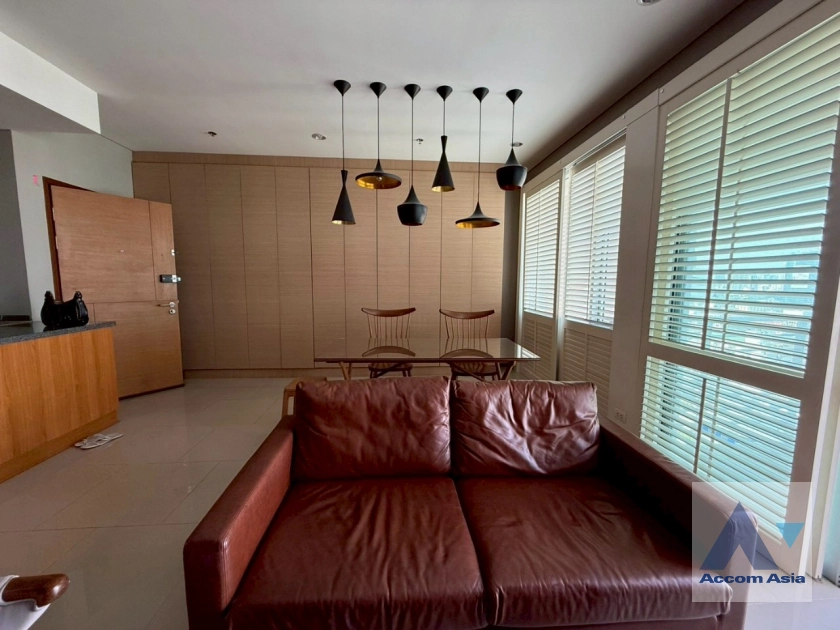  1  2 br Condominium For Rent in Charoen Nakhon ,Bangkok BTS Krung Thon Buri at Villa Sathorn AA42008