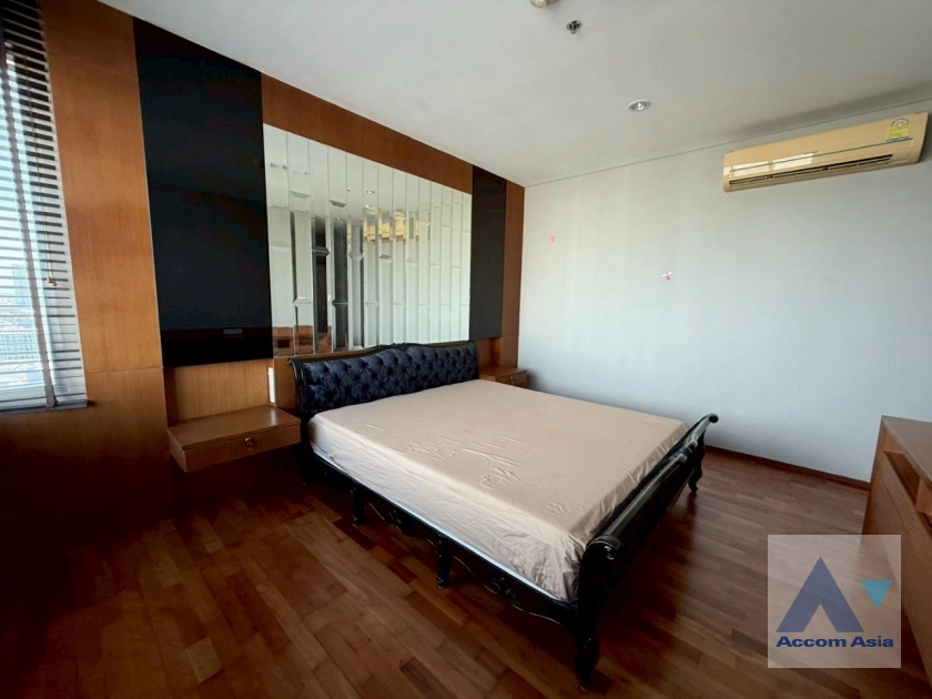 11  2 br Condominium For Rent in Charoen Nakhon ,Bangkok BTS Krung Thon Buri at Villa Sathorn AA42008