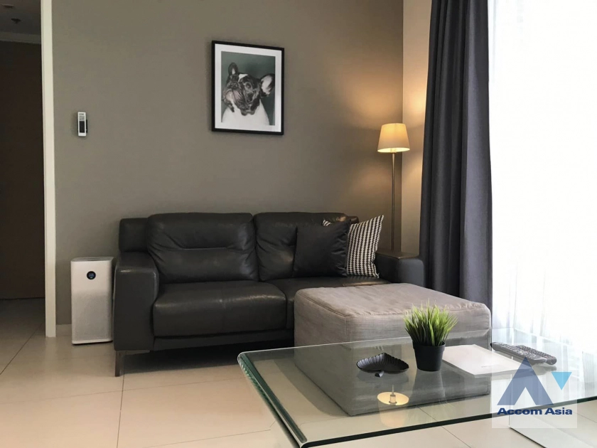 Fully Furnished |  The Lofts Ekkamai  Condominium  1 Bedroom for Rent BTS Ekkamai in Sukhumvit Bangkok