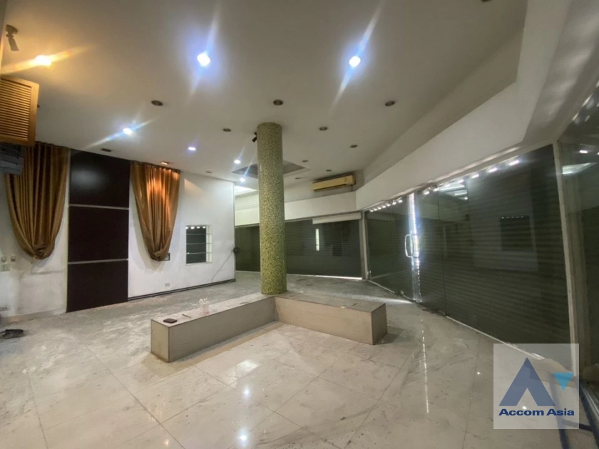 unit Building For Rent in Sukhumvit, Bangkok  near BTS Udomsuk (AA42010)