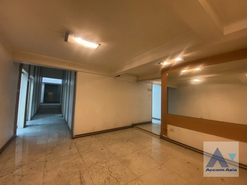 23  Building For Rent in Sukhumvit ,Bangkok BTS Udomsuk AA42010