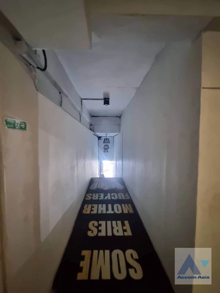 unitOffice, Home Office |  Building For Rent in Sukhumvit, Bangkok  near BTS Phrom Phong (AA42012)