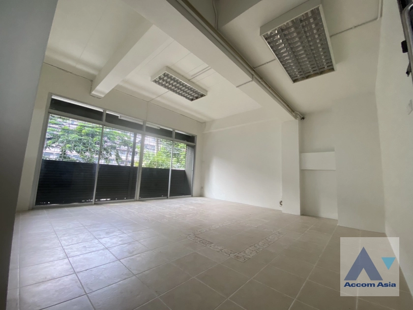 12  Building For Rent in Sathorn ,Bangkok BTS Chong Nonsi AA42014
