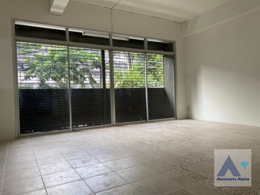 13  Building For Rent in Sathorn ,Bangkok BTS Chong Nonsi AA42014