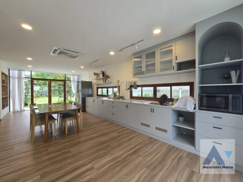 6  2 br House For Rent in Lat Phrao ,Bangkok MRT Lat Phrao AA42030