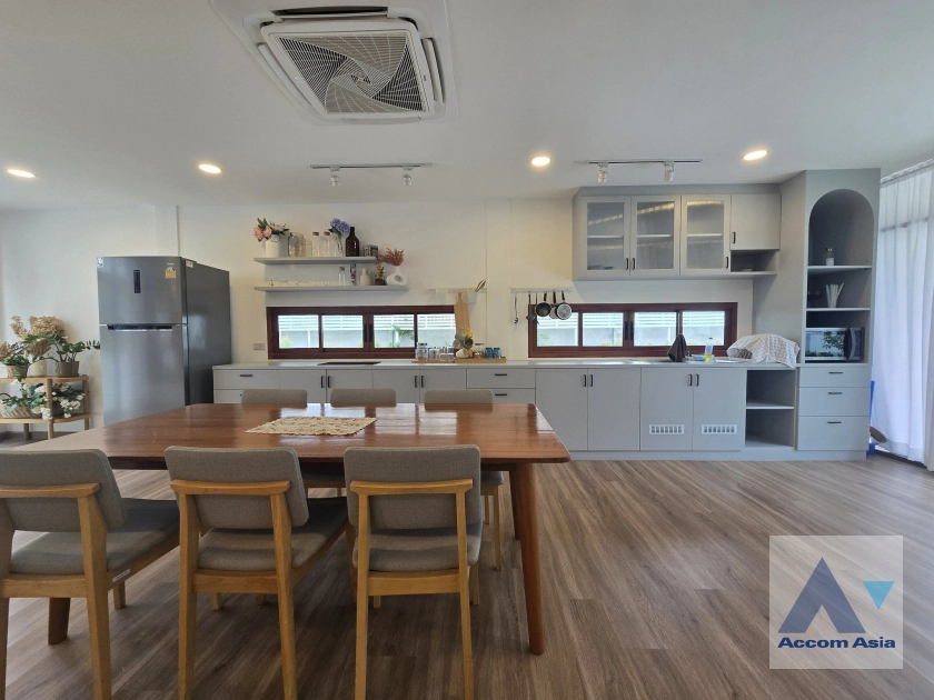 5  2 br House For Rent in Lat Phrao ,Bangkok MRT Lat Phrao AA42030