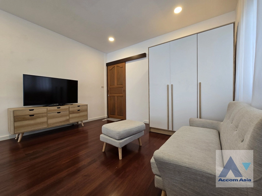 10  2 br House For Rent in Lat Phrao ,Bangkok MRT Lat Phrao AA42030